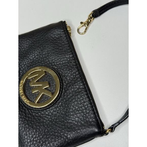 Michael Kors Fulton Wristlet Small Black Pebbled Leather Gold Logo Zip Top Purse - Picture 4 of 7